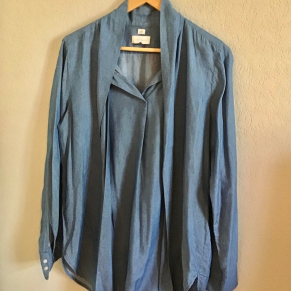 Loft Chambray tie-neck top - Picture 2 of 7